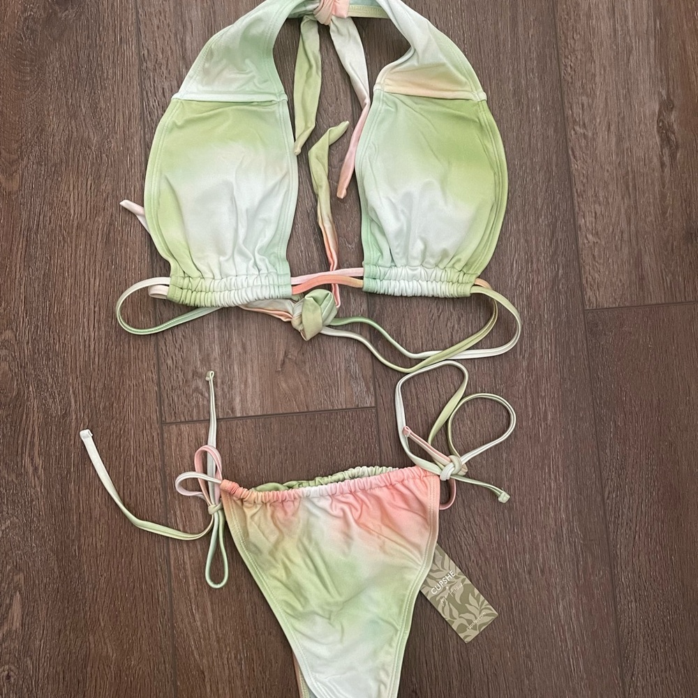 Bikini Set - Picture 4 of 5